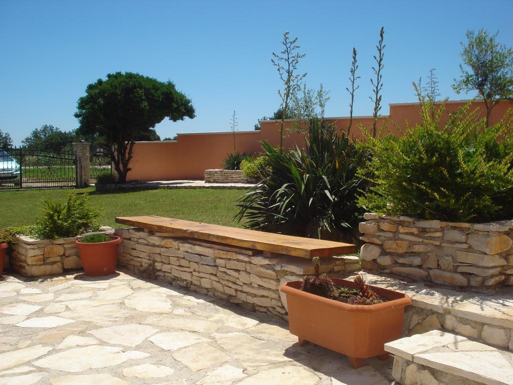 Apartments Villa Orange Медулин Екстериор снимка