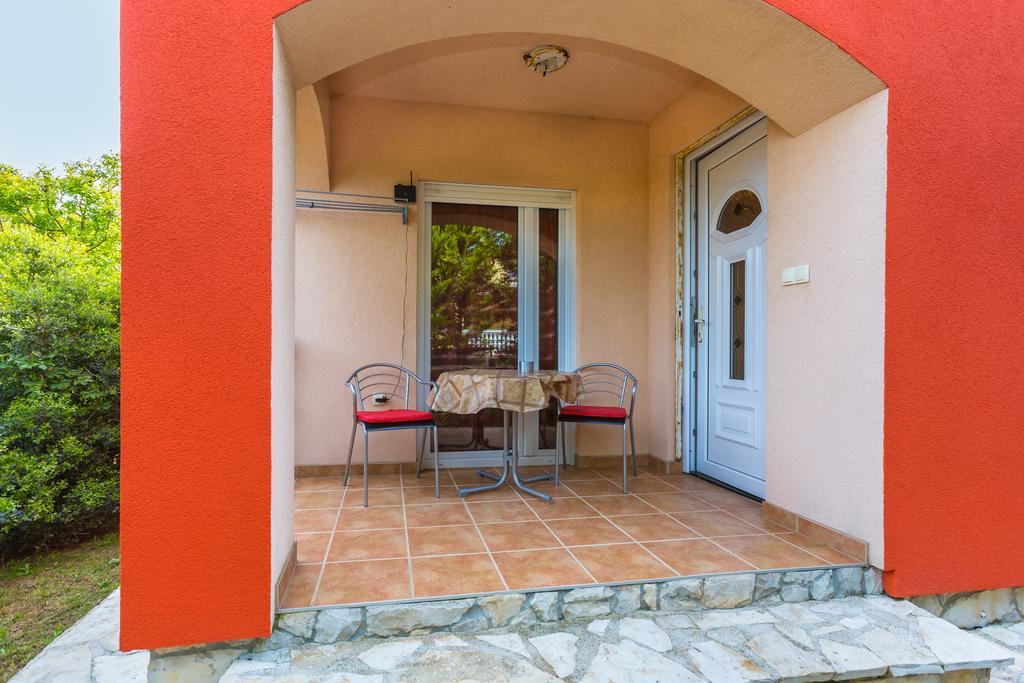 Apartments Villa Orange Медулин Екстериор снимка